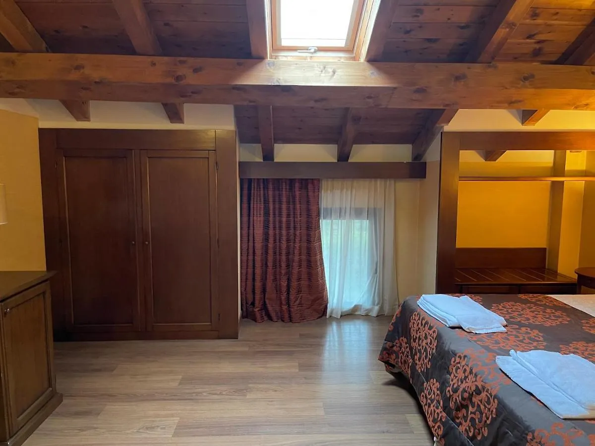 Hotel Cascina Marisa أوبرا