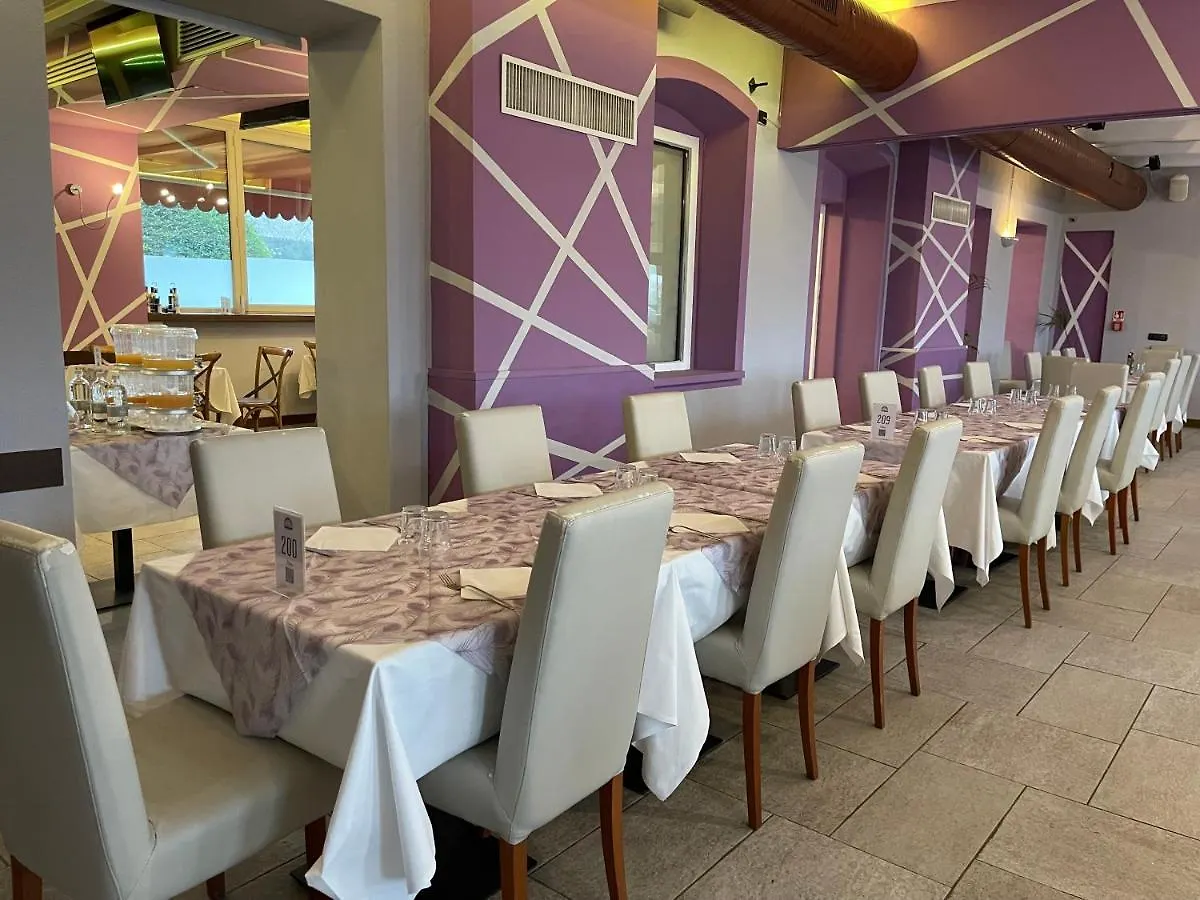Hotel Cascina Marisa أوبرا