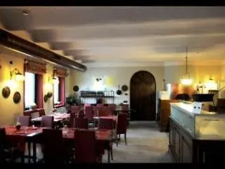 Hotel Cascina Marisa أوبرا